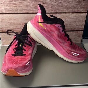 Women's Pink Athletic Shoes